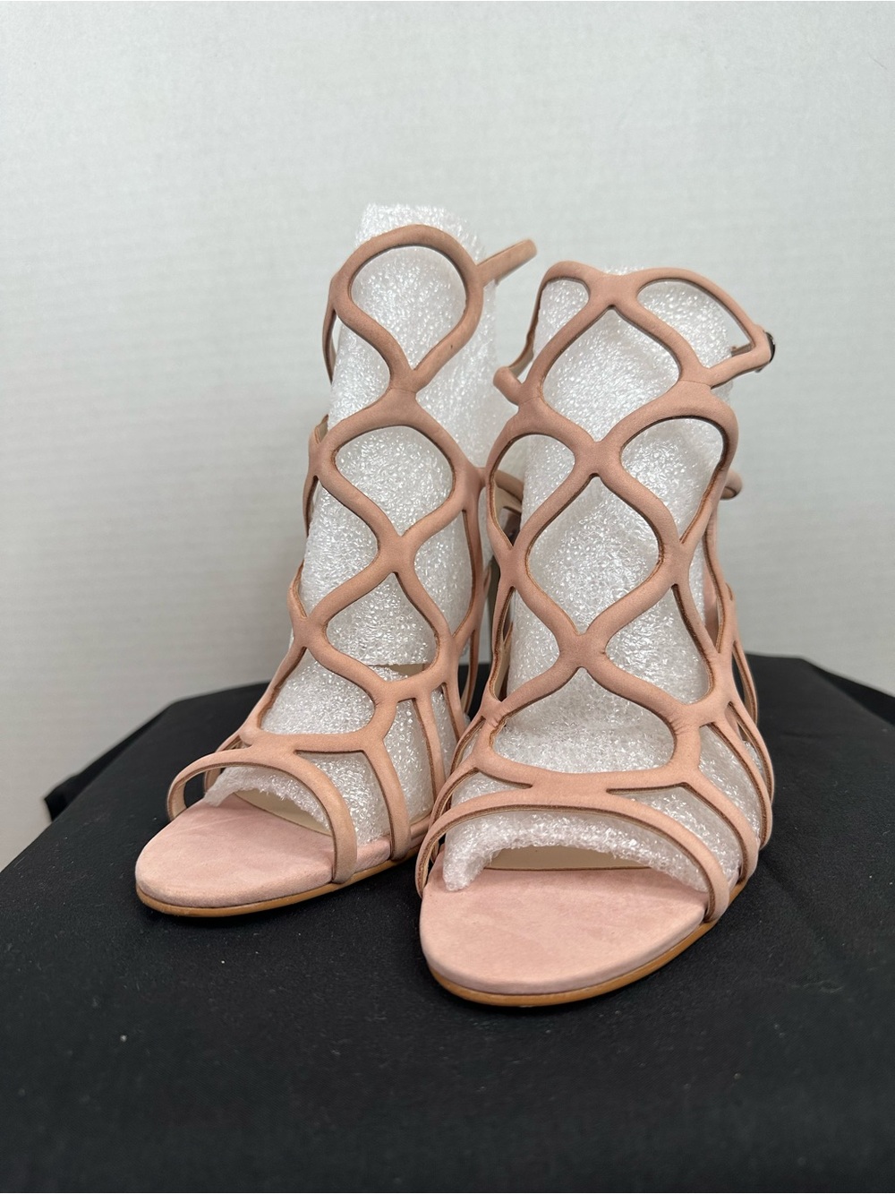 Steve Madden Blush Lattice Cutout Heels, size 8